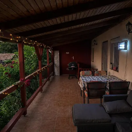 Apartament Tamas Batyja Kunyhoja Poroszló
